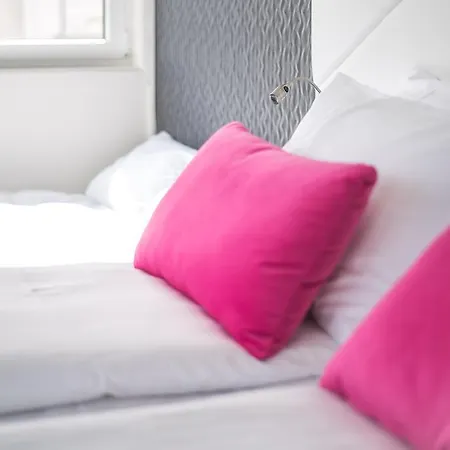 Hotel Magic Solheimsviken 3*